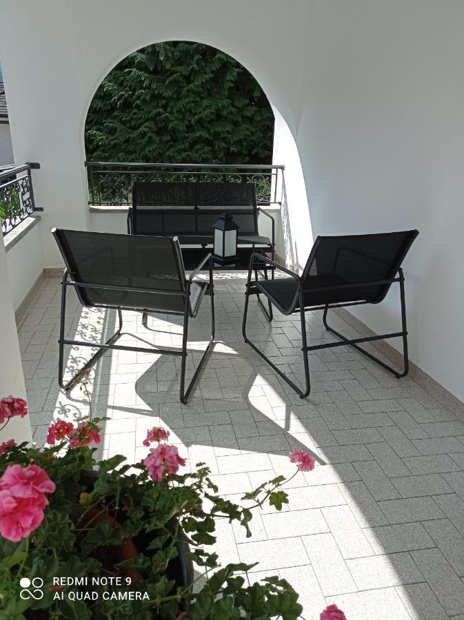 Il Giardino Segreto Apartment Beura Exterior photo
